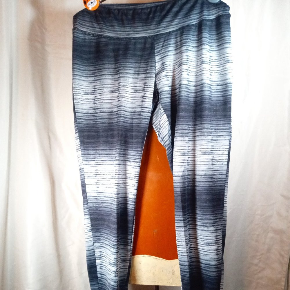 Victorias Secret Womens Leggings Size XL